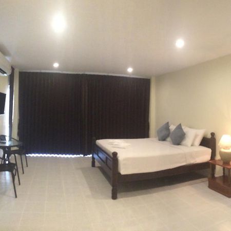Appartamento Glitter House Phuket Esterno foto