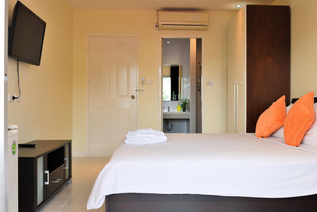 Appartamento Glitter House Phuket Esterno foto