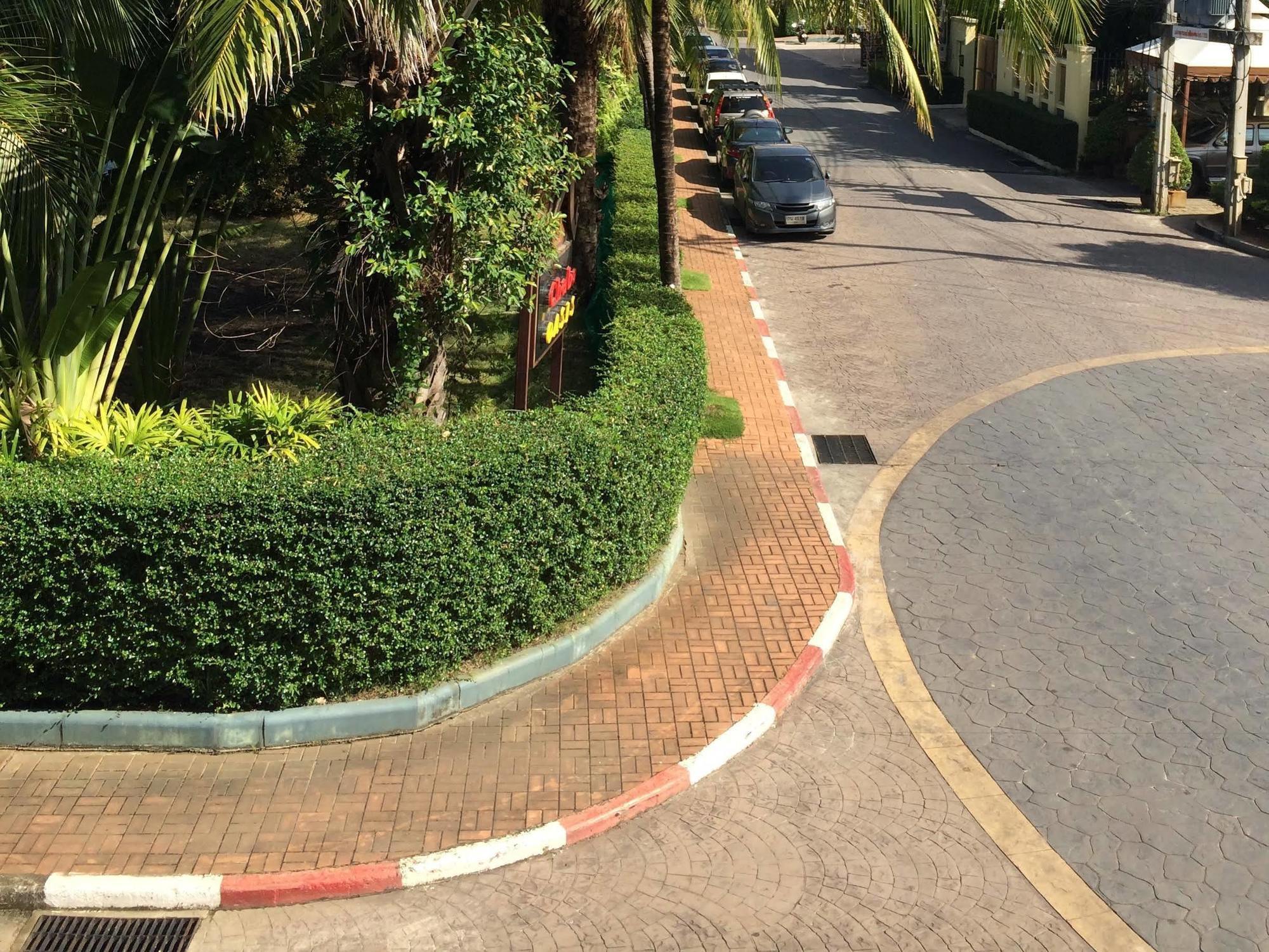 Appartamento Glitter House Phuket Esterno foto