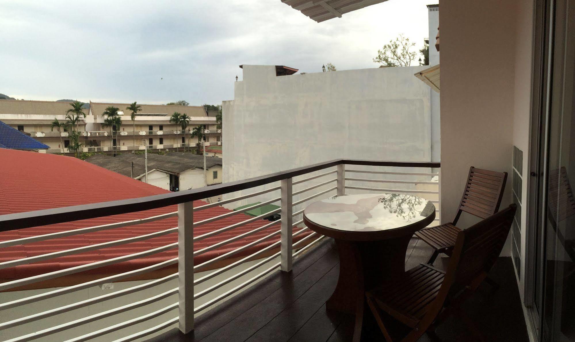 Appartamento Glitter House Phuket Esterno foto