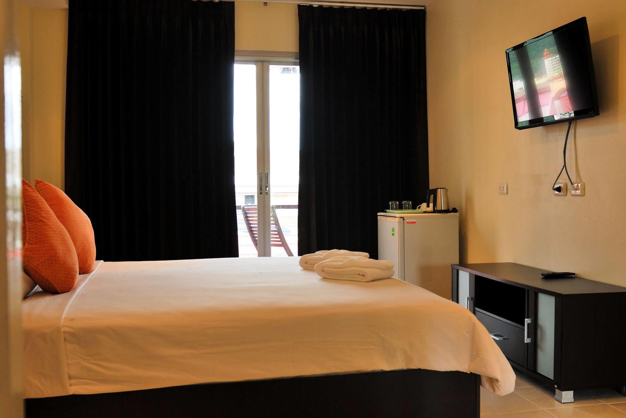 Appartamento Glitter House Phuket Esterno foto
